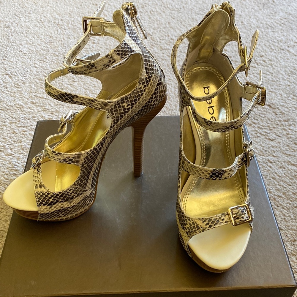 Bebe high heels never worn Size 5 M